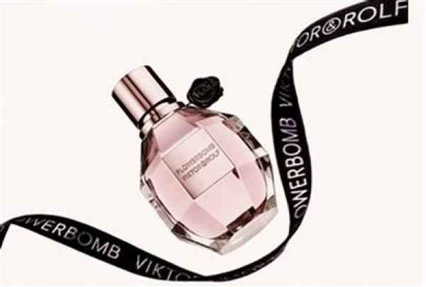 Viktor & Rolf FLOWERBOMB 50 ml-04a61a5a39621de057b1deeb42512aef236fa9e5.jpg